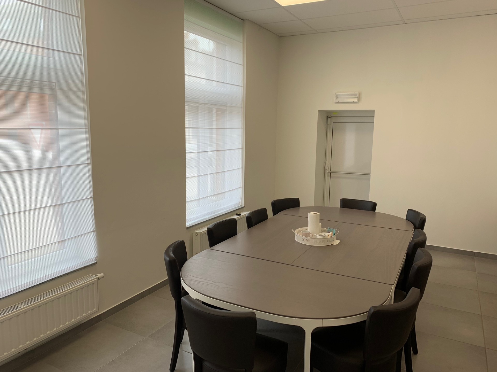 Joyeuse Entrée — salle de réunion